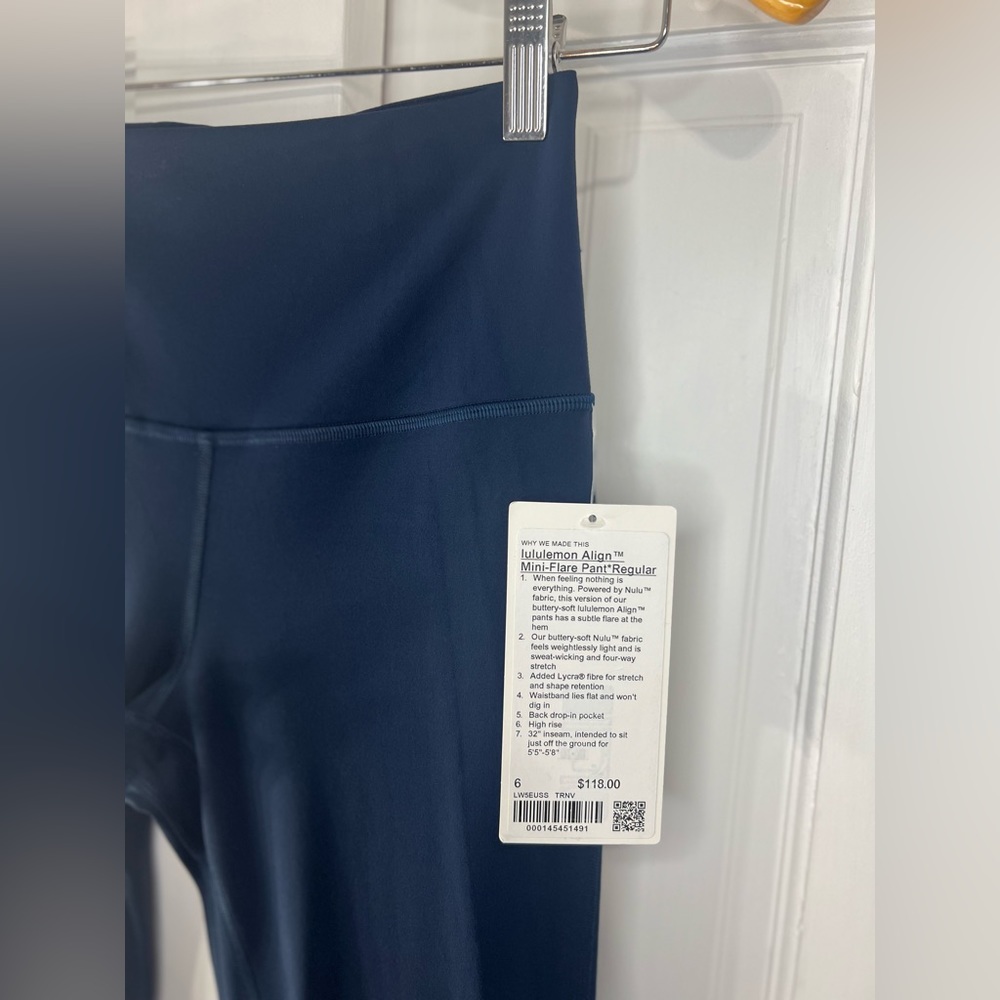 🆕lululemon 🍋Align™ High-Rise Mini-Flared Pant
Regular Sz 6 Colour True Navy - Picture 9 of 9